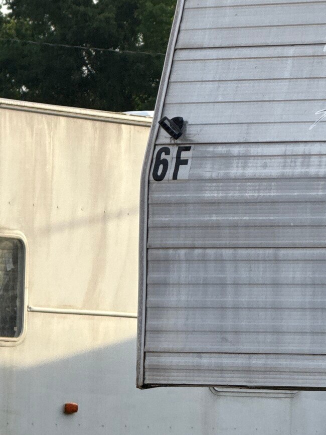 120 George Bennett Rd in Lucedale, MS - Foto de edificio - Building Photo