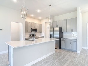 60 Ballenger Ln in Palm Coast, FL - Building Photo - Building Photo