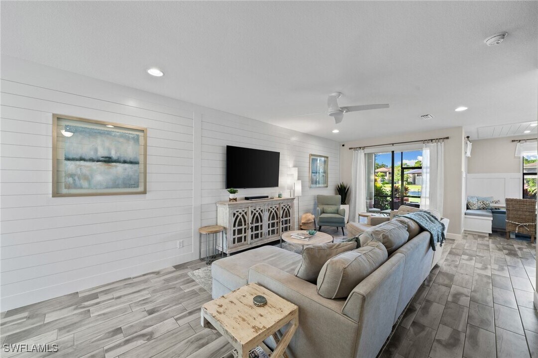 26349 Bonita Fairways Blvd in Bonita Springs, FL - Building Photo