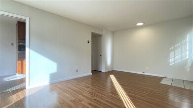 3402 Homestead Rd in Santa Clara, CA - Foto de edificio - Building Photo