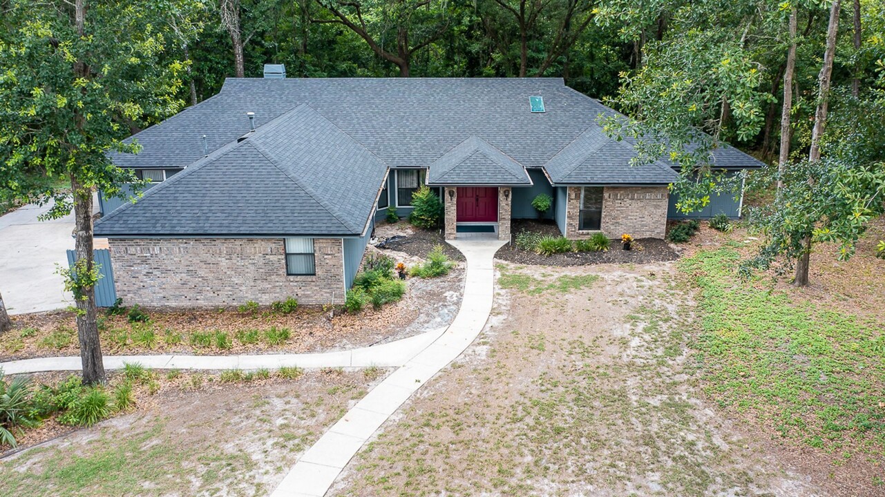 1326 NW 57th St in Gainesville, FL - Building Photo