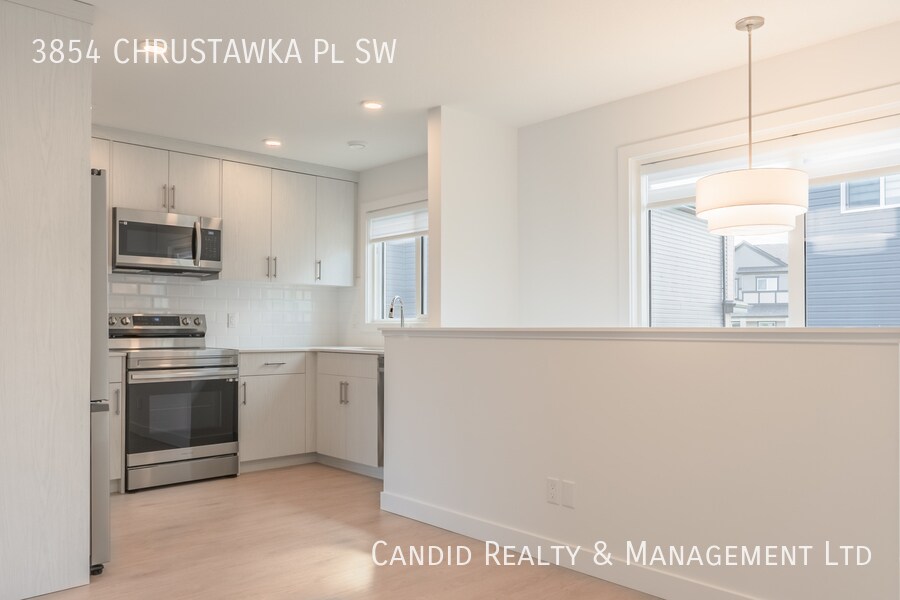 ABOVE GARAGE GARDEN SUITE IN CHAPPELLE in Edmonton, AB - Building Photo