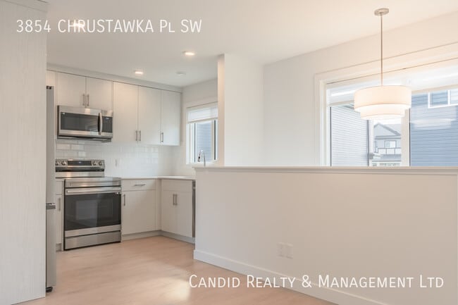 property at 3854 Chrustawka Pl SW