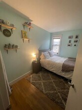 218 Columbia St, Unit #2 in Cambridge, MA - Foto de edificio - Building Photo