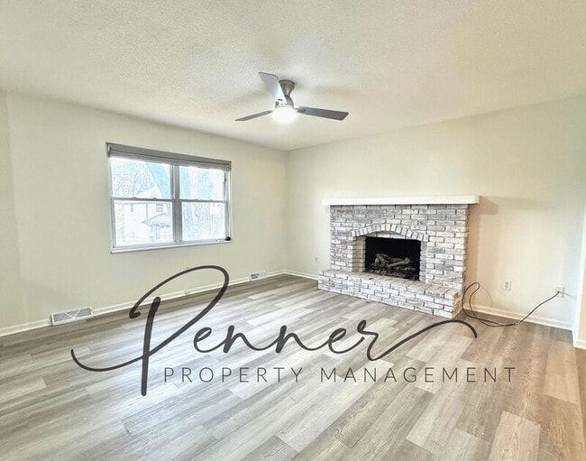 101 SW Chicago St in Blue Springs, MO - Building Photo - Building Photo