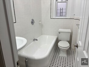 WEST 13 STREET in New York, NY - Building Photo - Building Photo