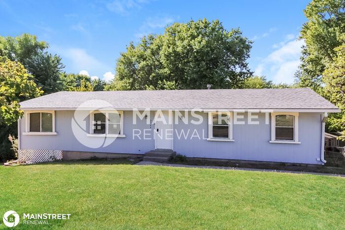 2724 Hutton Rd Photo