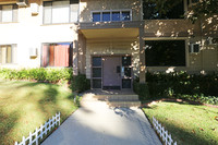 Prime Hollywood Hills in Los Angeles, CA - Foto de edificio - Building Photo