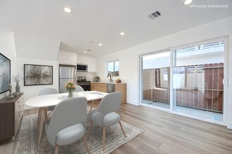 6422 Hanna Ave in Woodland Hills, CA - Building Photo - Building Photo