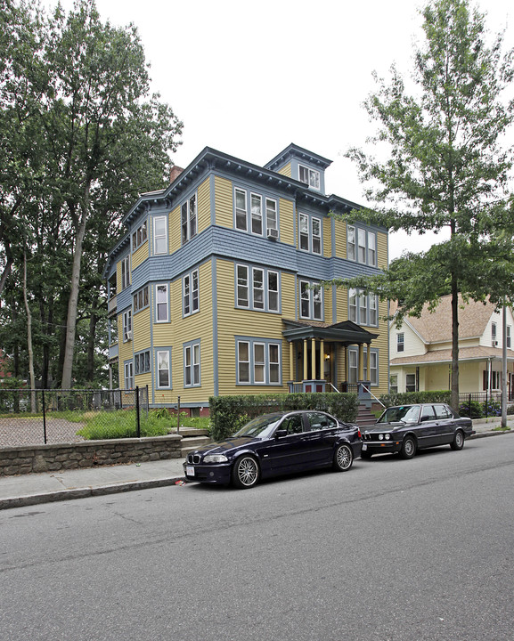 70 Florence St in Worcester, MA - Building Photo