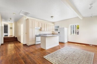 1431 Linden St in Oakland, CA - Building Photo - Building Photo