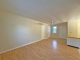1021 SE Monterey Rd in Stuart, FL - Building Photo