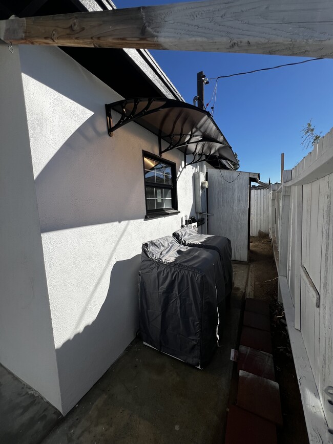 44720 20th St W in Lancaster, CA - Building Photo - Building Photo