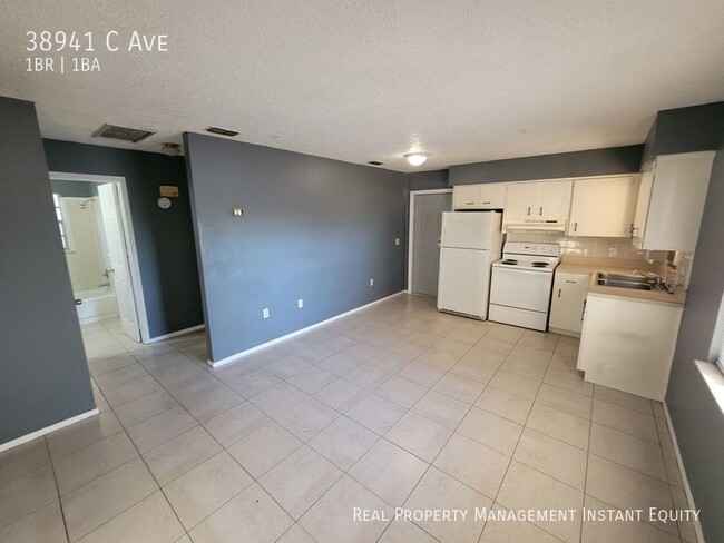 38941 C Ave in Zephyrhills, FL - Building Photo - Building Photo