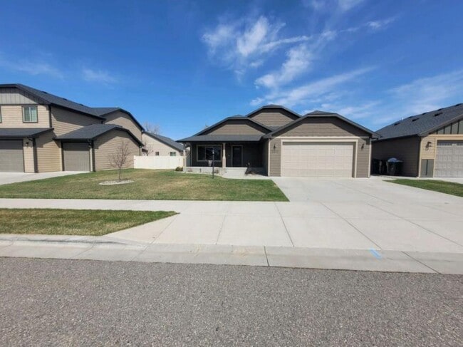 5817 Arrowleaf Trail in Billings, MT - Building Photo - Building Photo