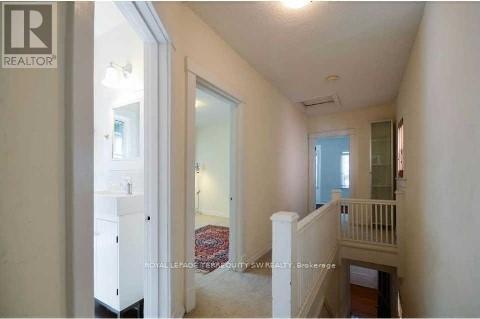 979 Mt Pleasant Rd in Toronto, ON - Building Photo - Building Photo