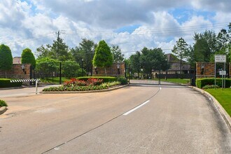 1222 Glenwood Canyon Ln in Houston, TX - Building Photo - Building Photo