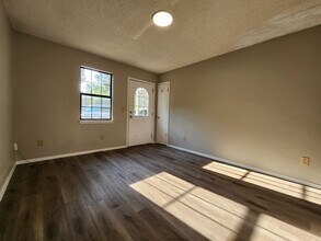 1433 N Brown Ave in Springfield, MO - Building Photo - Building Photo