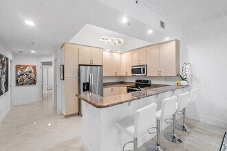 701 S Olive Ave in West Palm Beach, FL - Foto de edificio - Building Photo