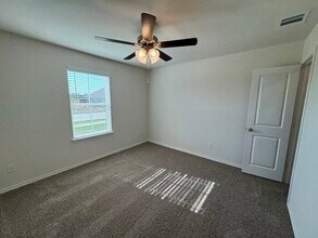 6052 Freedom Dr in Lindale, TX - Building Photo - Building Photo