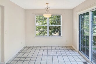 213 Copperfield Ln in Winchester, VA - Building Photo - Building Photo