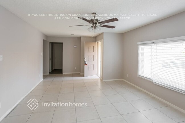 5726 N 46th Ave in Glendale, AZ - Foto de edificio - Building Photo