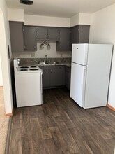 Parkside Pool Apartments in Milwaukee, WI - Building Photo - Building Photo