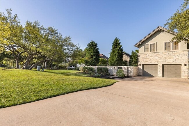 18000 Crystal Cove in Jonestown, TX - Building Photo - Building Photo