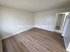 9119 Rose St in Bellflower, CA - Foto de edificio - Building Photo