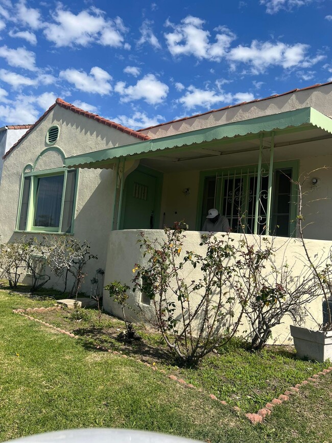 property at 1236 S Highland Ave