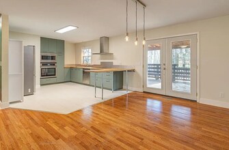 161 Foxhall Rd in Mills River, NC - Building Photo - Building Photo