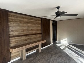 1808 Tower Rd in Carlsbad, NM - Building Photo - Building Photo