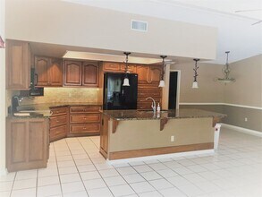 87 Oak Village Blvd in Homosassa, FL - Building Photo - Building Photo
