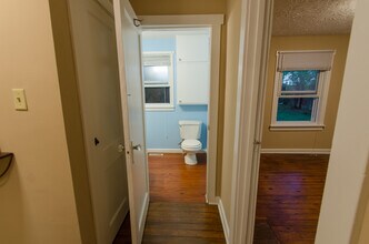 2331 E 7th St in Bloomington, IN - Foto de edificio - Building Photo
