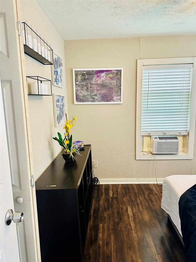 property at 4210 Ennis St