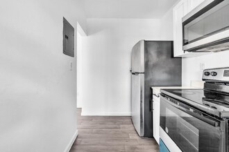 1027 SW 3rd St in Miami, FL - Foto de edificio - Building Photo