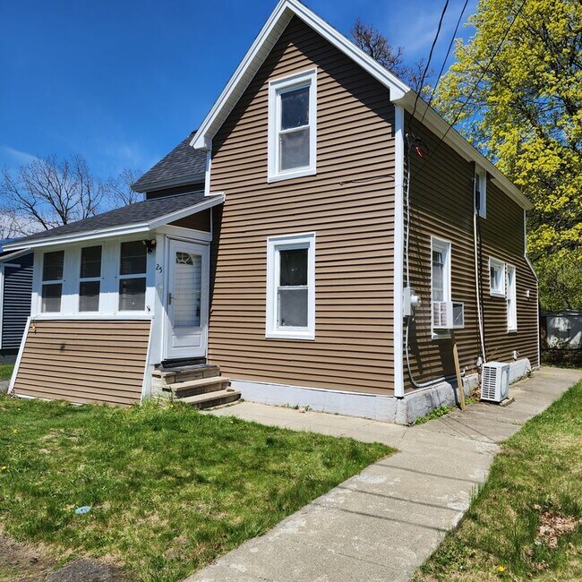 property at 25 Kemp Ave