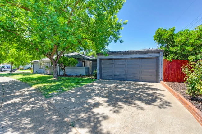 172 45th St in Sacramento, CA - Building Photo - Building Photo