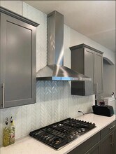 Room in House on Purple Heart Dr in Buda, TX - Building Photo - Building Photo