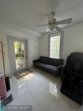 1612 NE 2nd Ct in Fort Lauderdale, FL - Building Photo - Building Photo