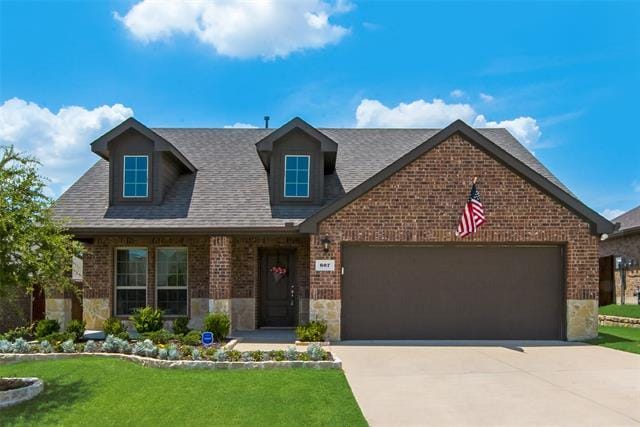 property at 607 Eleanor Dr