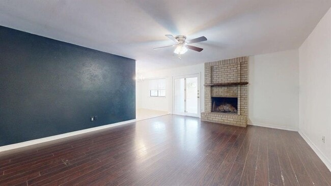 1604 Wildflower Dr in Round Rock, TX - Building Photo - Building Photo