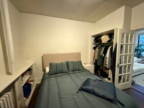 44 Phillips St, Unit 3 in Boston, MA - Foto de edificio - Building Photo