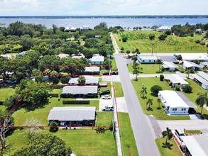 The Royal Mauian Apartments in Bradenton, FL - Foto de edificio - Building Photo