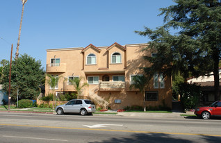 5750 Woodman Ave Apartments