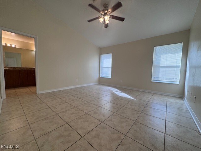 1118 Copley St E in Lehigh Acres, FL - Foto de edificio - Building Photo