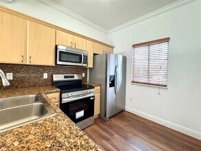 11667 NE 18th Dr in North Miami, FL - Building Photo - Building Photo
