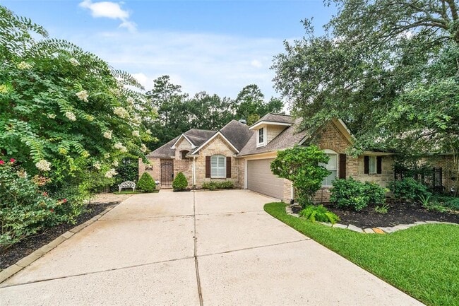 property at 47 Dresden Pl