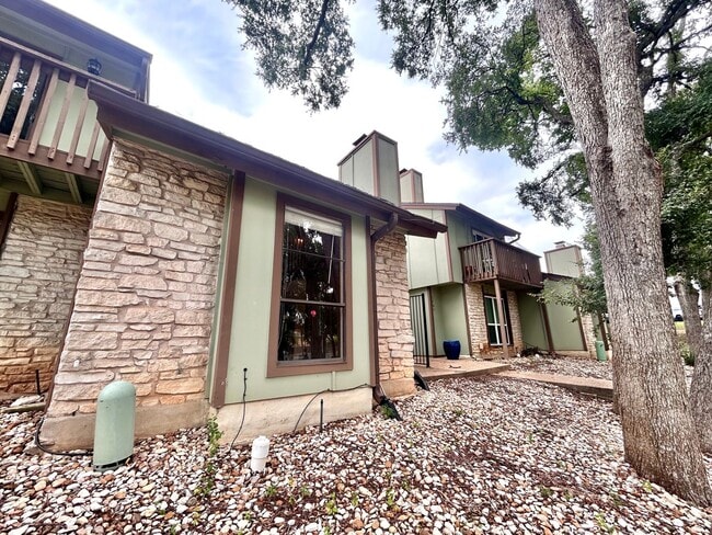 1706 Timber Ridge Dr in Austin, TX - Building Photo - Building Photo