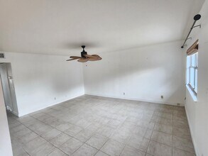 509 Saxony Dr in Delray Beach, FL - Building Photo - Building Photo